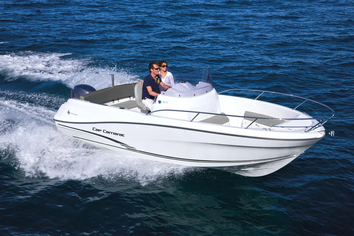 Jeanneau Cap Camarat 6.5 CC 2022 boat specs