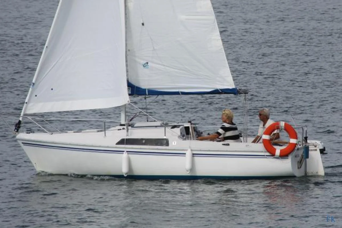 Jeanneau Flirt 1976 boat specs