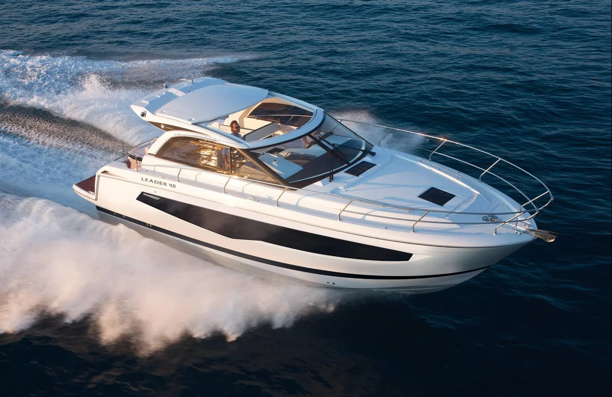 Jeanneau Leader 40 2019 boat specs