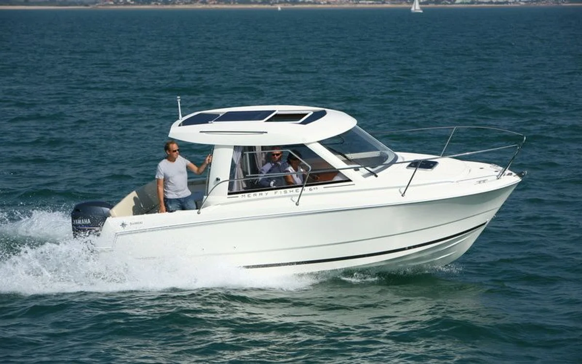 Jeanneau Merry Fisher 645 2014 boat specs