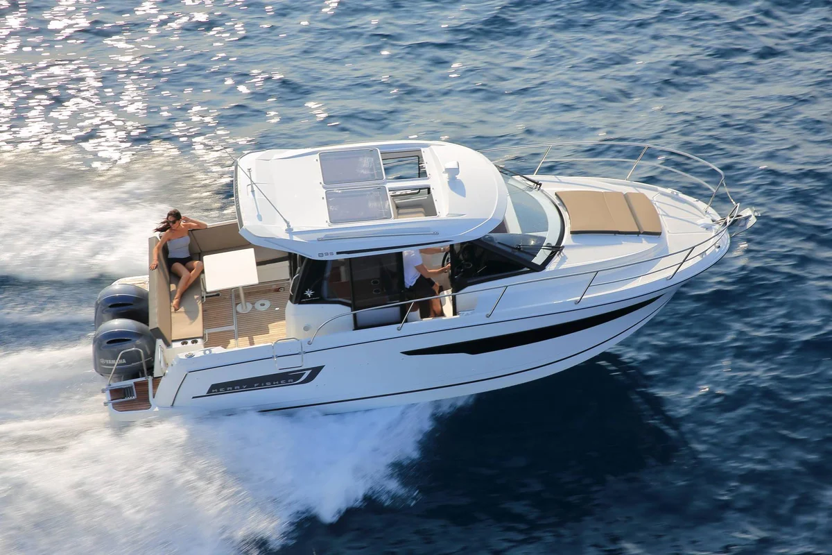 Jeanneau Merry Fisher 895 2021 boat specs