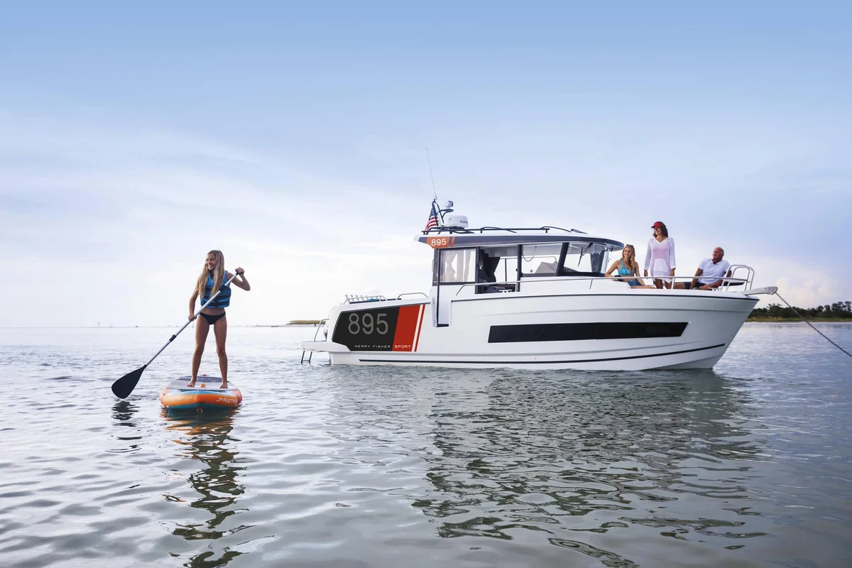 Jeanneau Merry Fisher 895 Sport 2022 boat specs