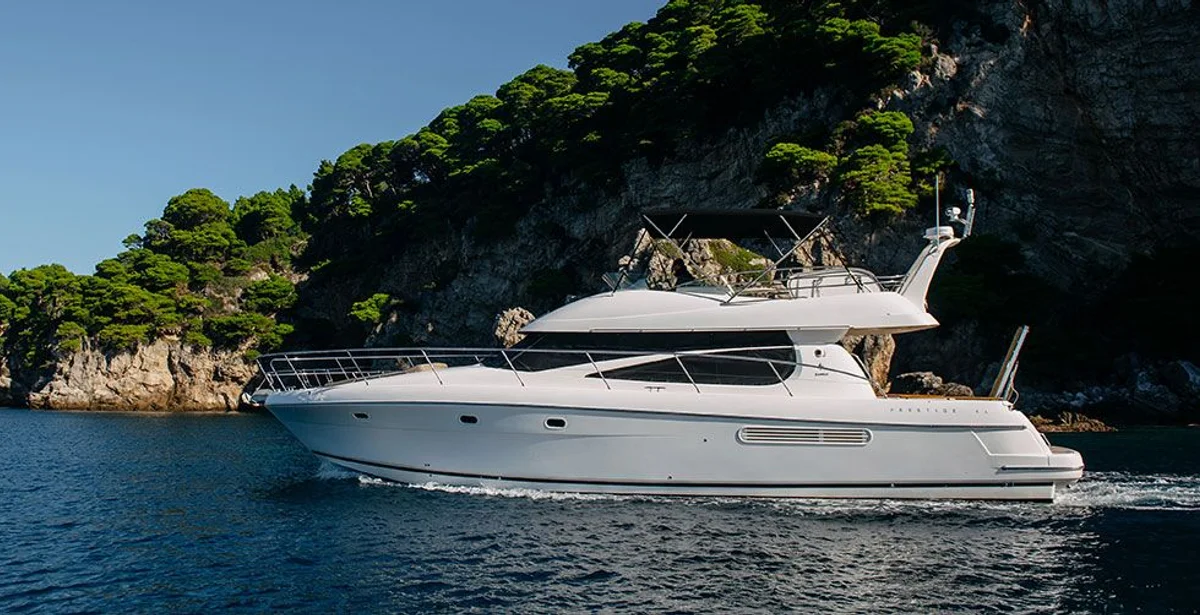 Jeanneau Prestige 46 2009 boat specs
