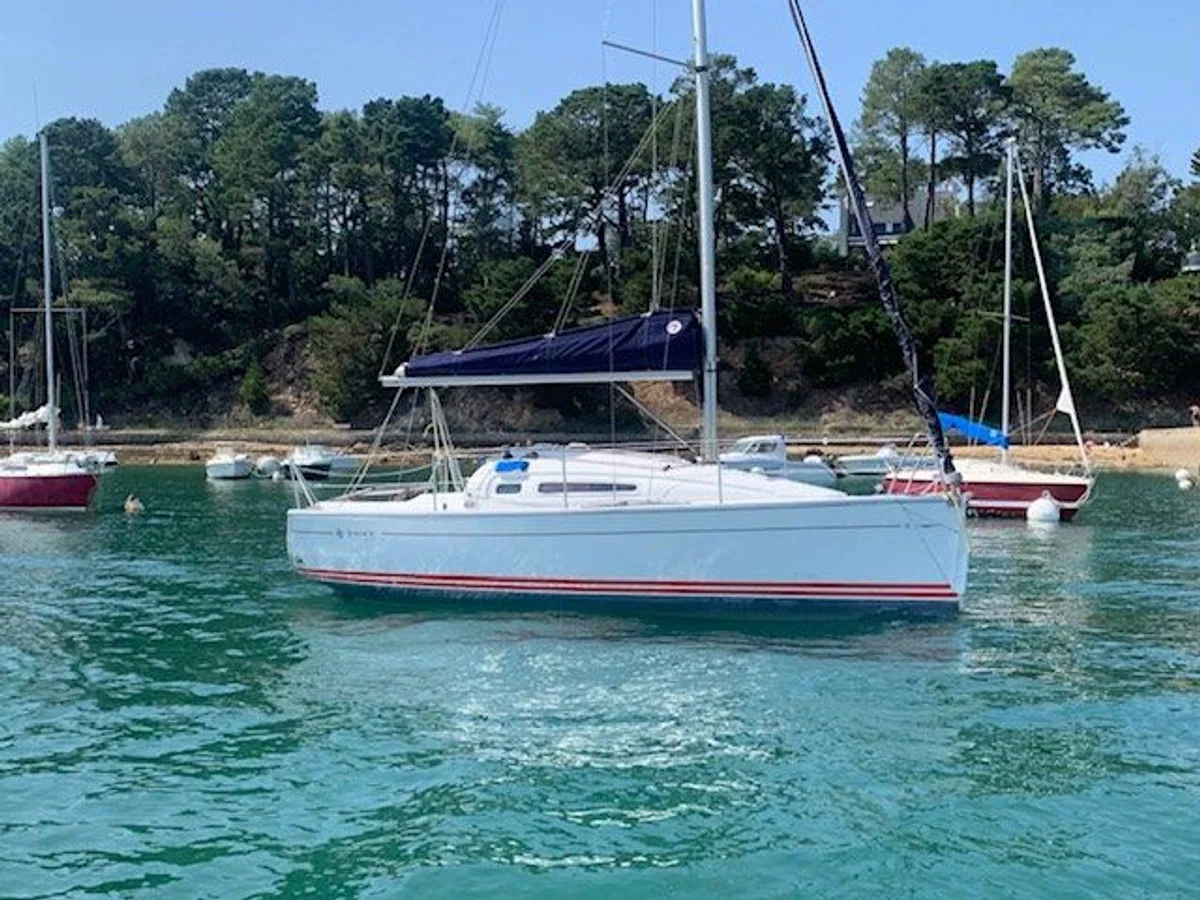 Jeanneau Sun Fast 26 1998 boat specs