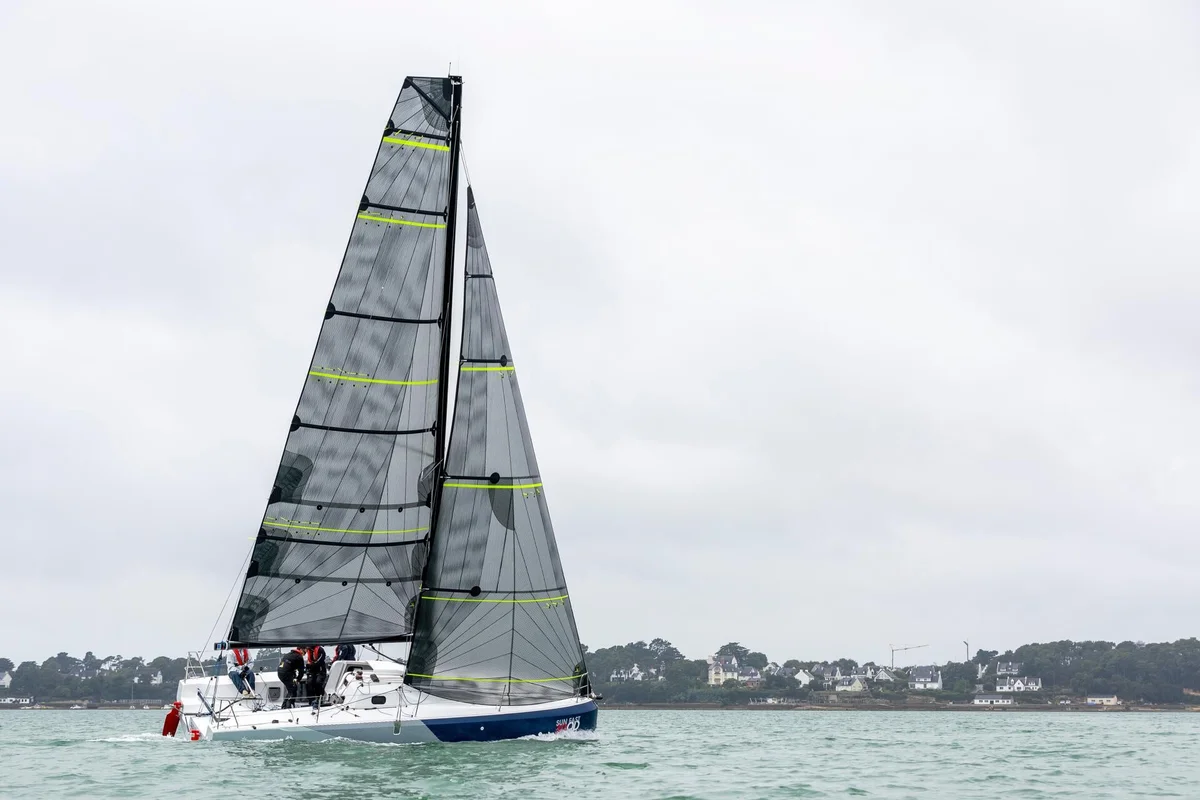 Jeanneau Sun Fast 30 One Design 2022 boat specs