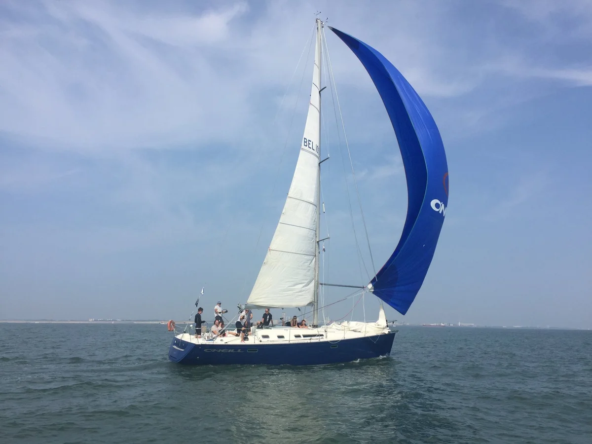 Jeanneau Sun Fast 42 1996 boat specs