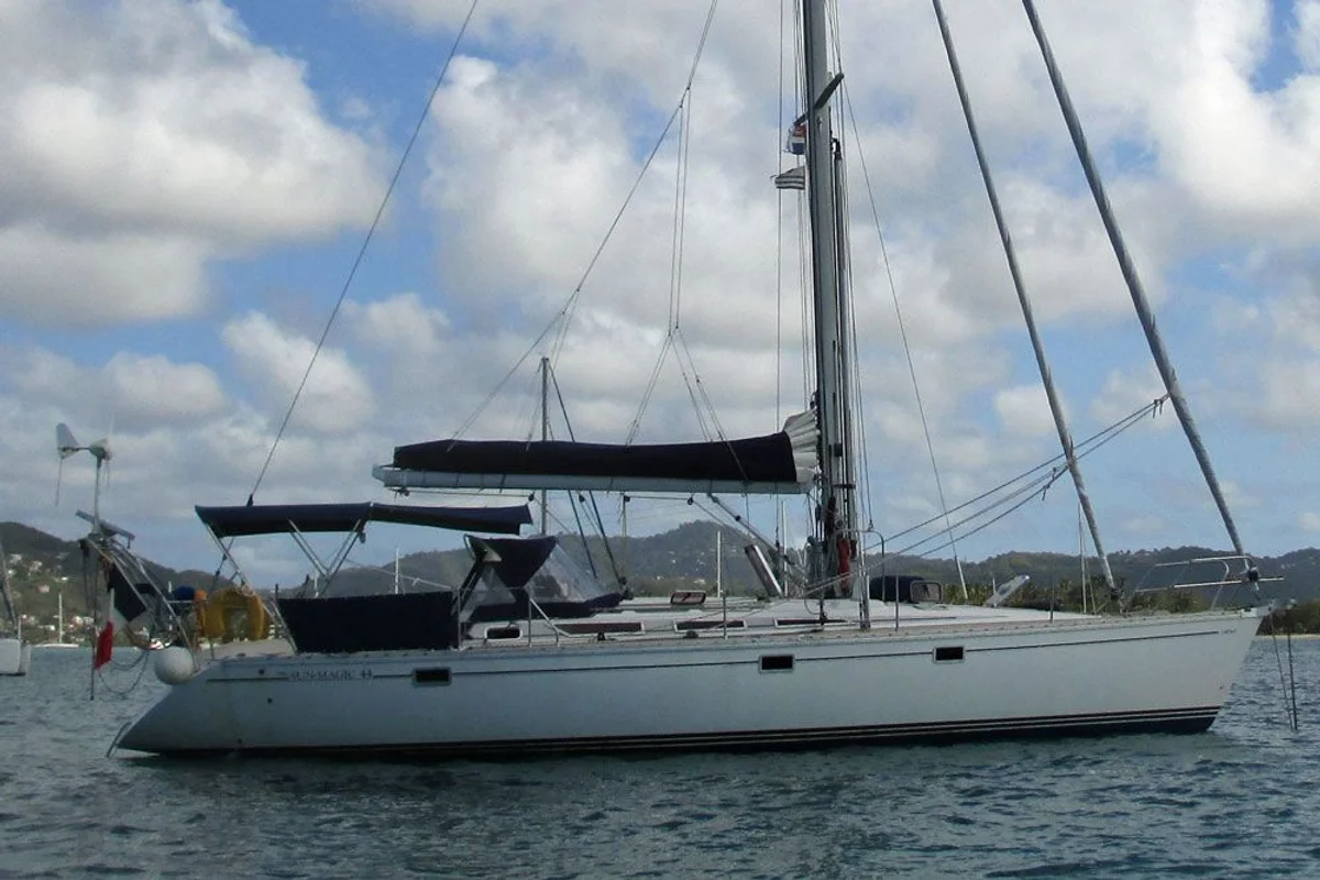 Jeanneau Sun Magic 44 Fin keel 1987 boat specs