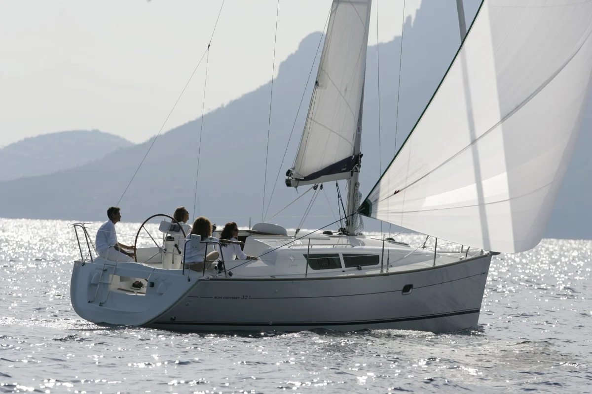 Jeanneau Sun Odyssey 32i 2005 boat specs