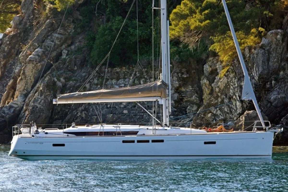 Jeanneau Sun Odyssey 509 2011 boat specs