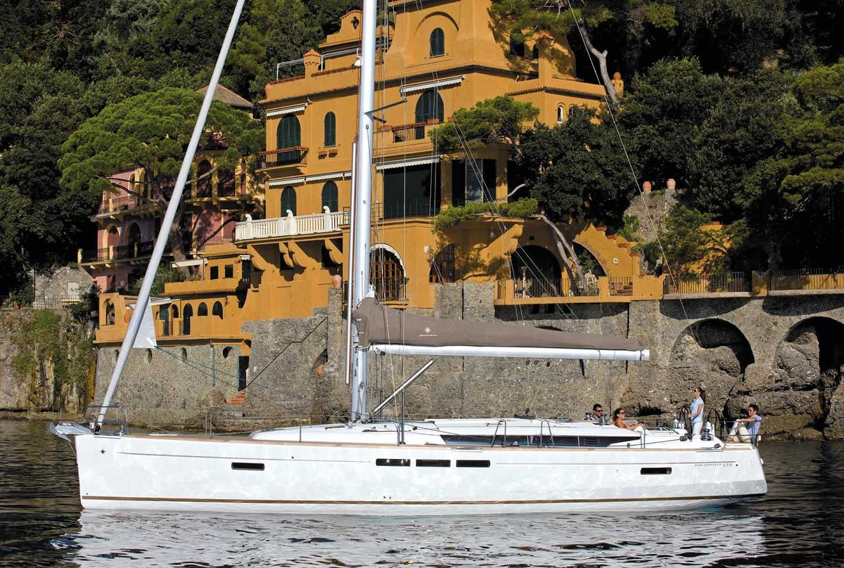 Jeanneau Sun Odyssey 519 2015 boat specs