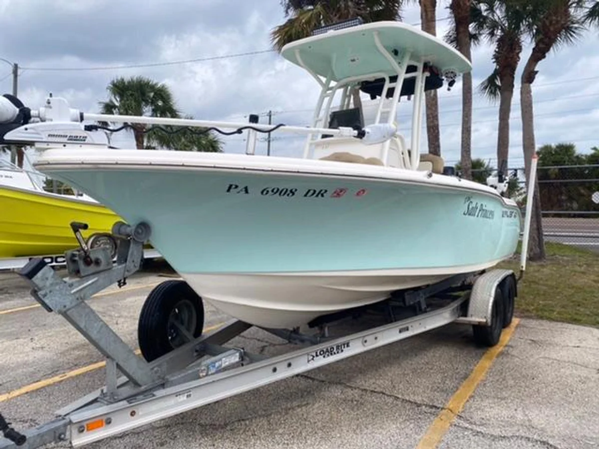 Key West Boats 219 FS 2016 boat specs
