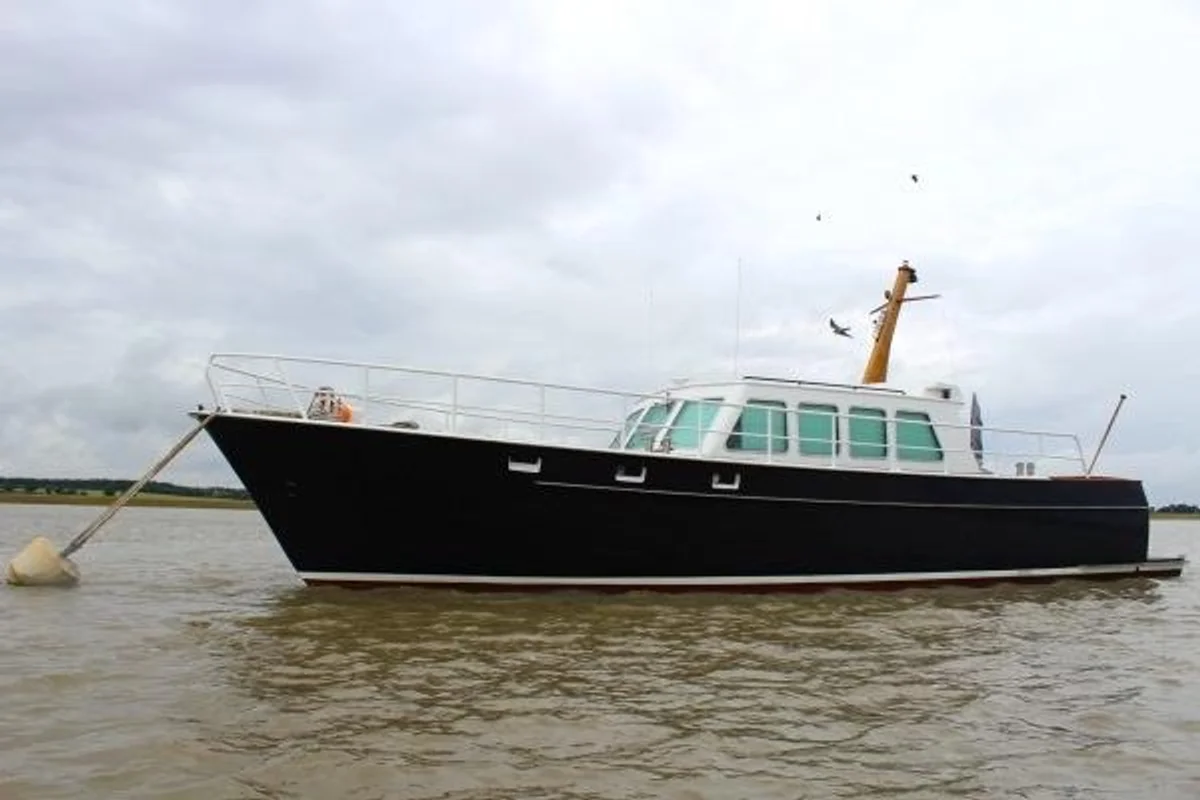 Kompier Kotter Steel Motor Yacht 1981 boat specs