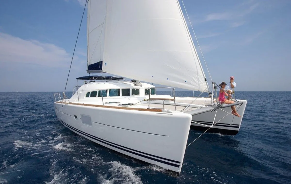 Lagoon 410 1997 boat specs