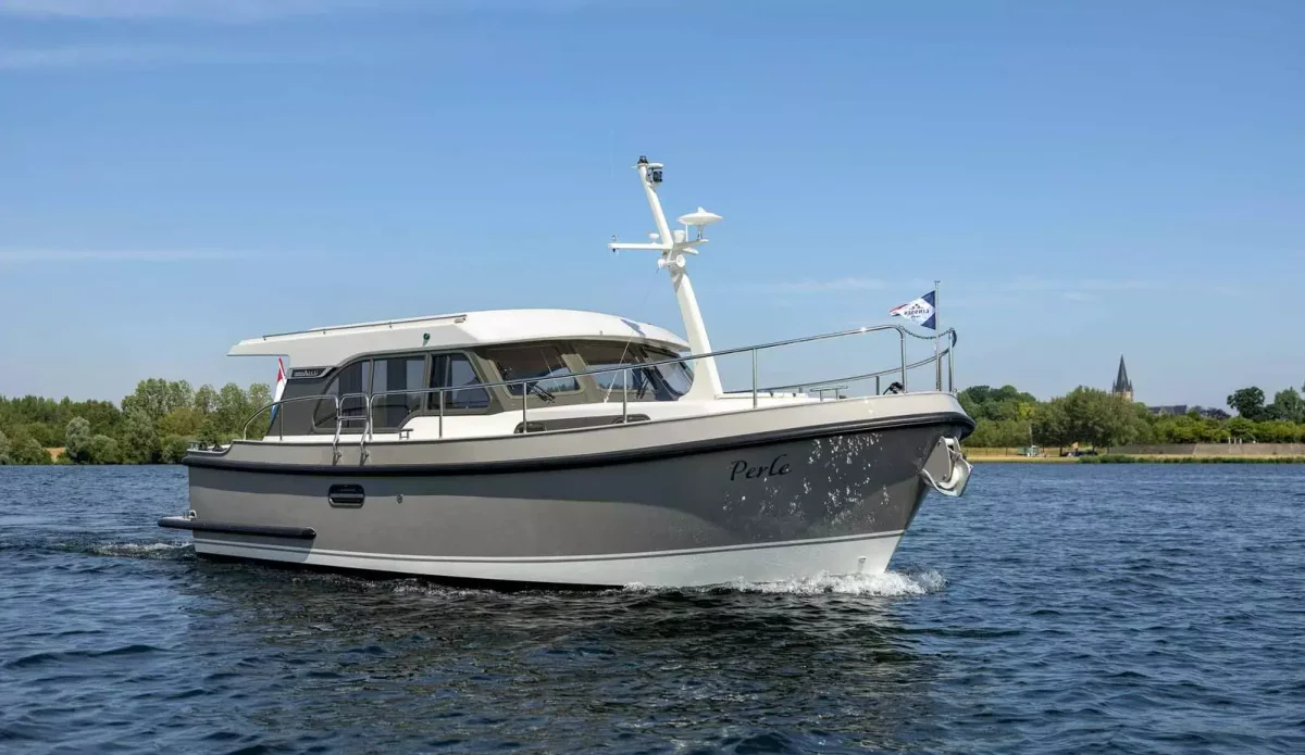 Linssen Yachts 30 SL Sedan 2016 boat specs