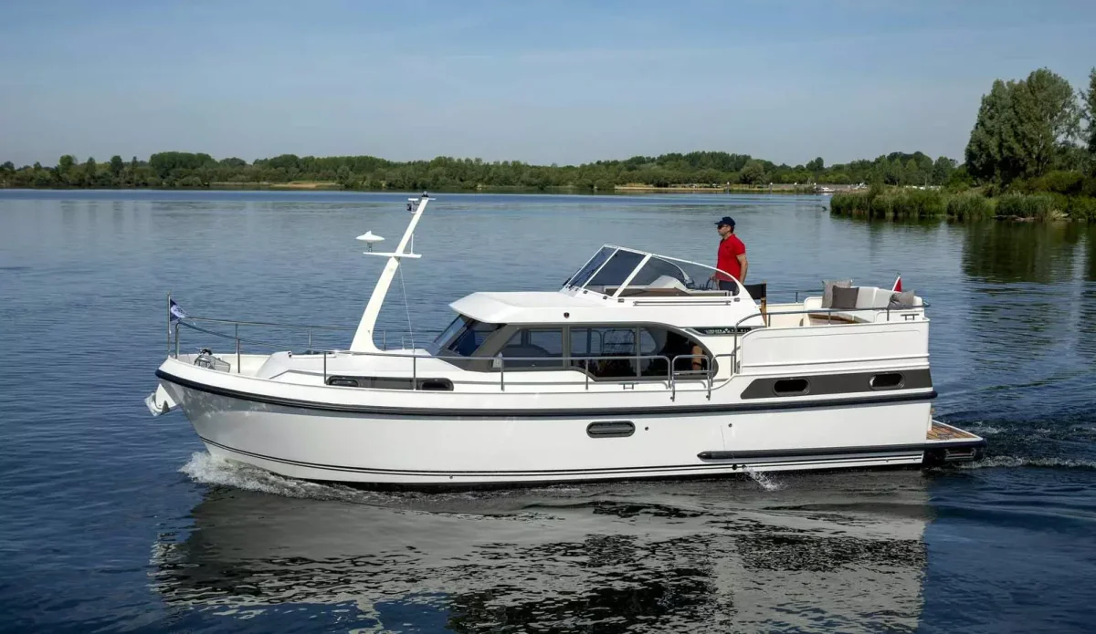 Linssen Yachts 35 SL AC  2016 boat specs