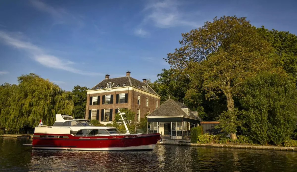 Linssen Yachts 55 SL AC Variotop 2023 boat specs