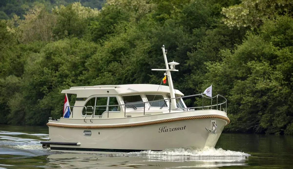 Linssen Yachts Grand Sturdy 30.0 Sedan  2018 boat specs