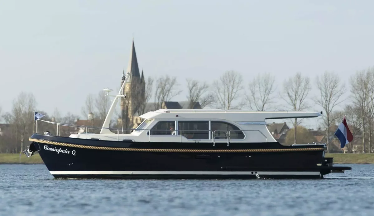 Linssen Yachts Grand Sturdy 35.0 Sedan 2017 boat specs