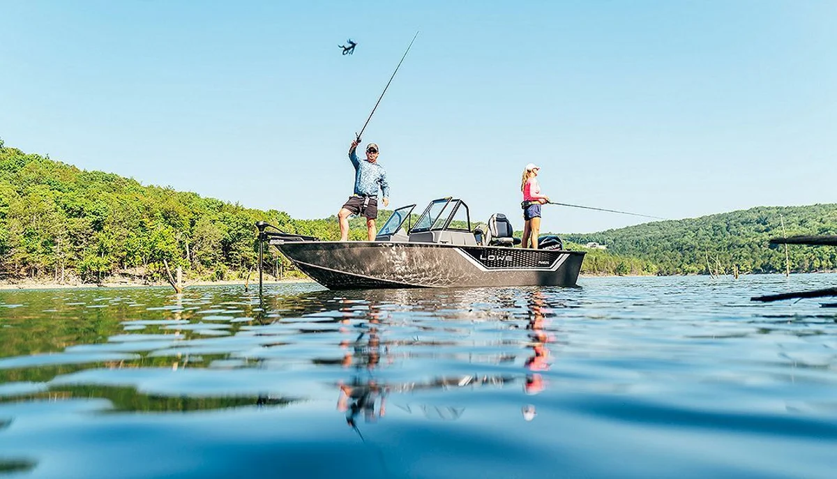 Lowe Boats FM 1625 WT 2021 boat specs