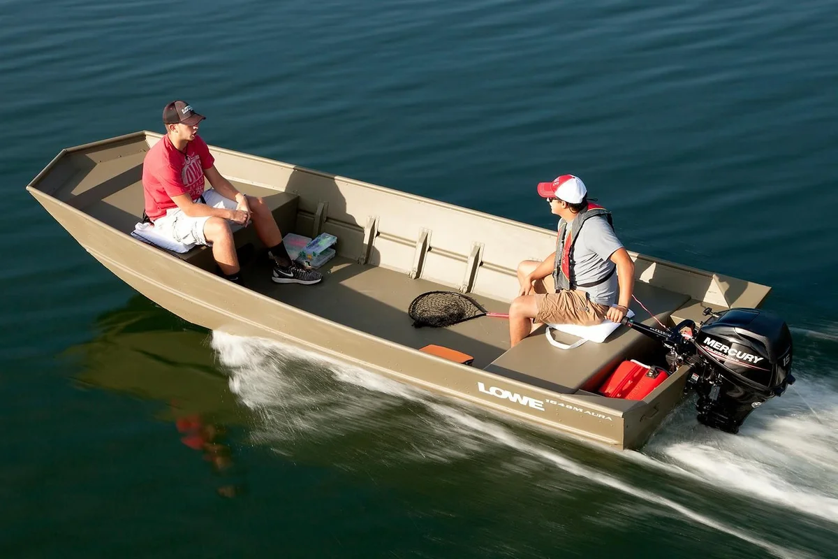 L1648M Aura Boat Specs