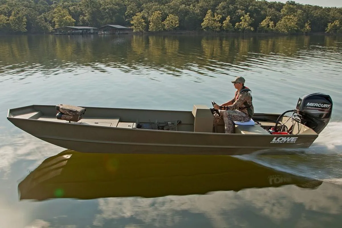 Lowe Boats L1852MT Aura 2022 boat specs