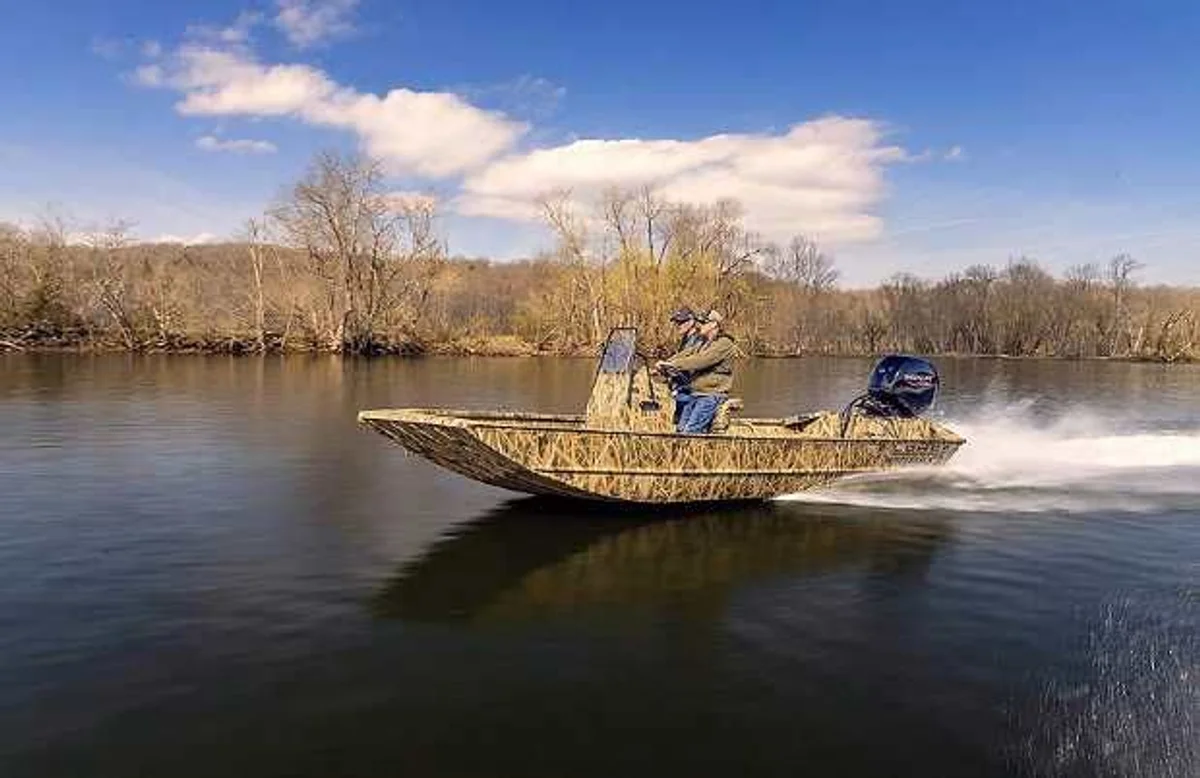 Lowe Boats Roughneck 1760 Pathfinder 2021 boat specs