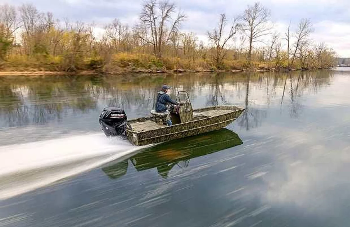 Roughneck 1860 CC Boat Specs
