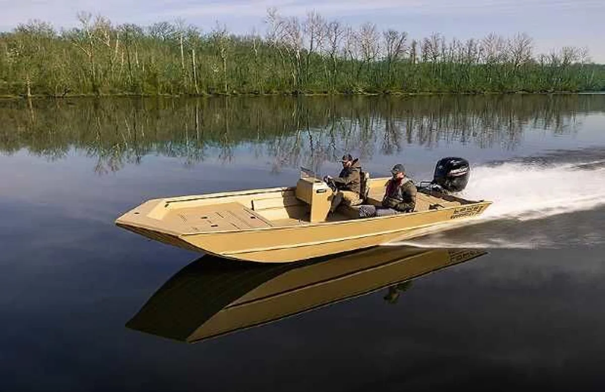Roughneck 1860 SC Boat Specs