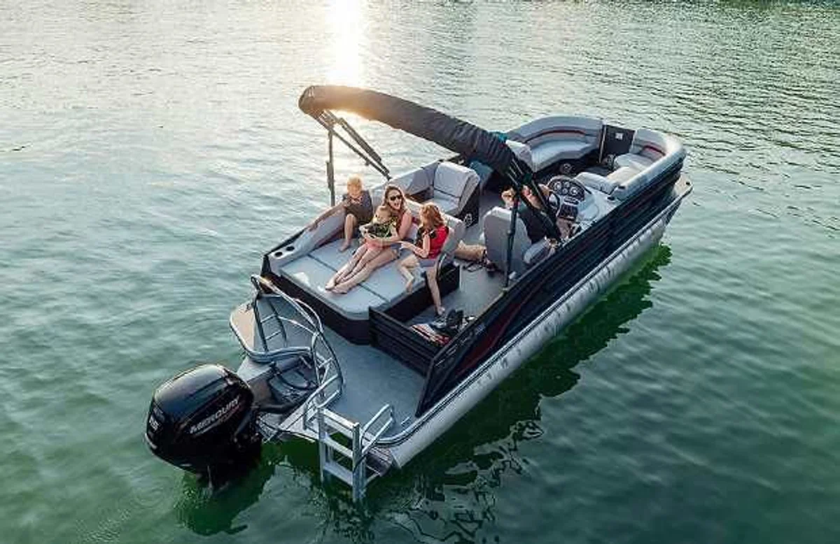 Lowe Boats SS 210 DL 2021 boat specs