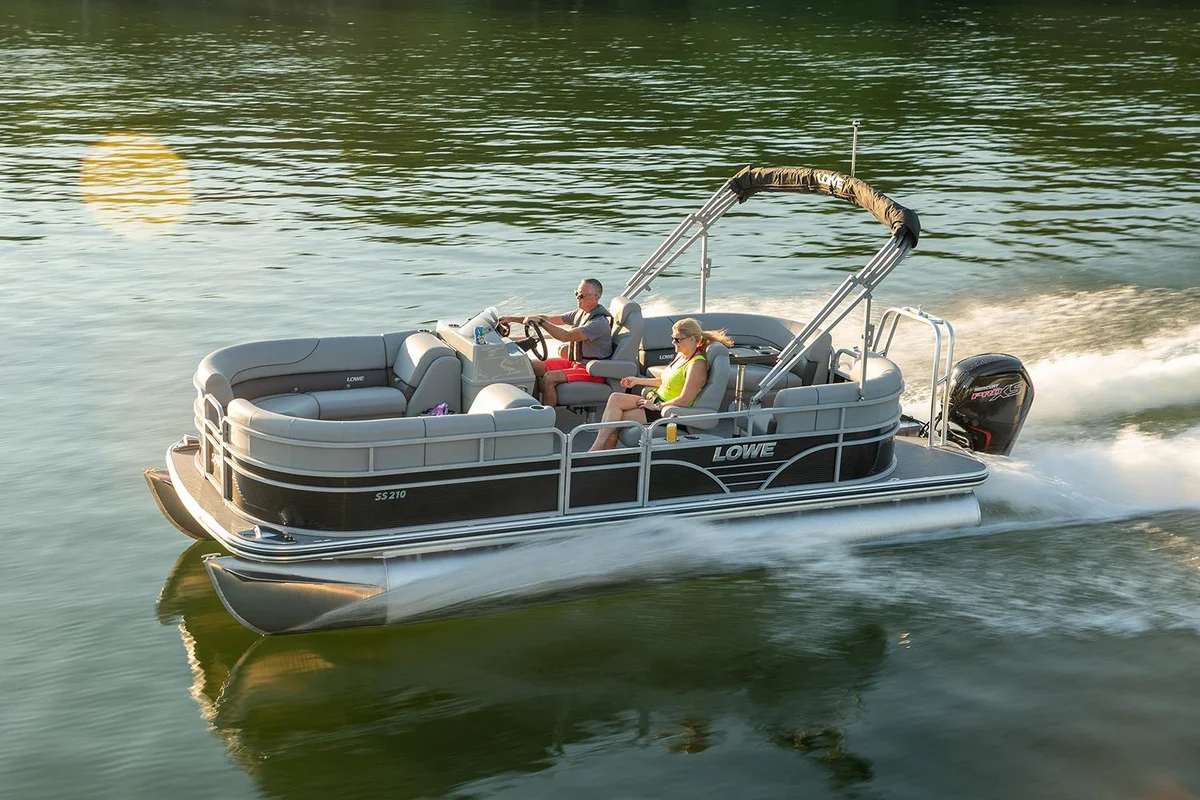Lowe Boats SS 210 WT 2021 boat specs