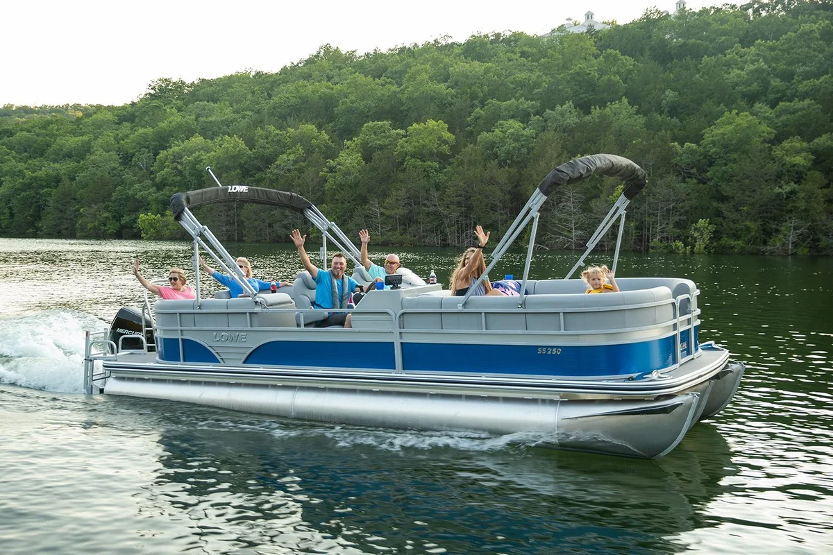 SS 250 WT Boat Specs
