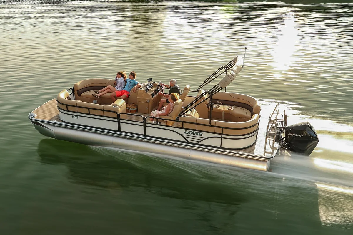 Lowe Boats SS 270 EWT 2023 boat specs