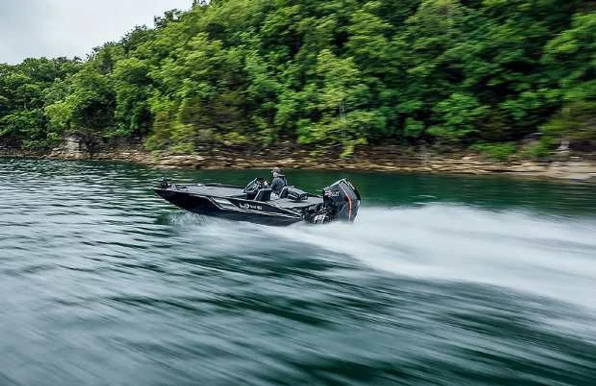 Lowe Boats Stinger 198 2021 boat specs