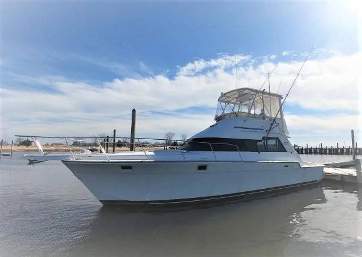 400 Tournament Boat Specs