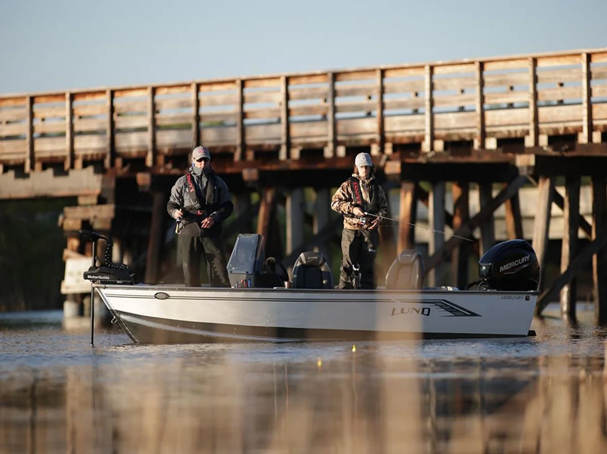 Lund 1600 Fury 2021 boat specs