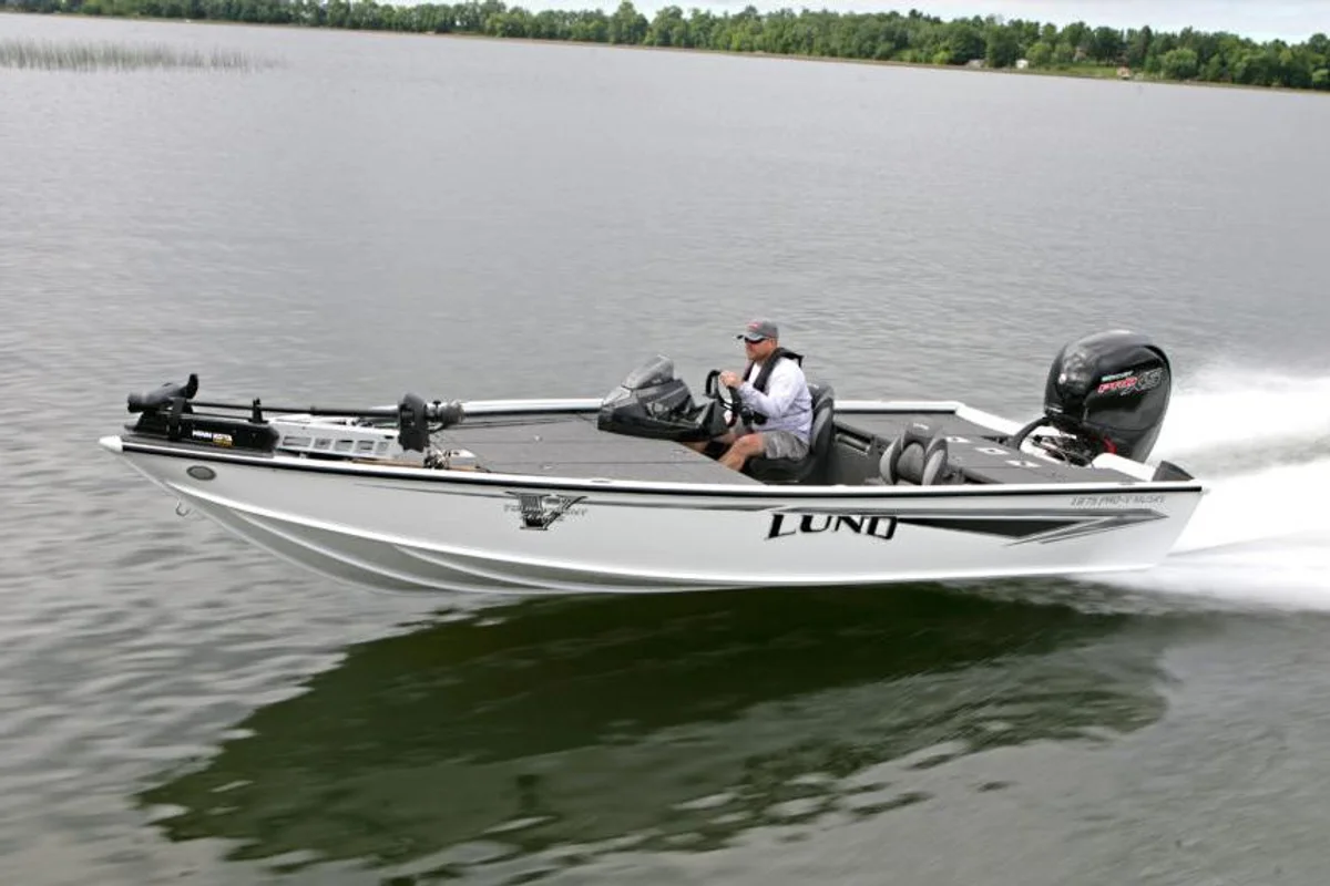 1875 Pro V Musky XS Boat Specs