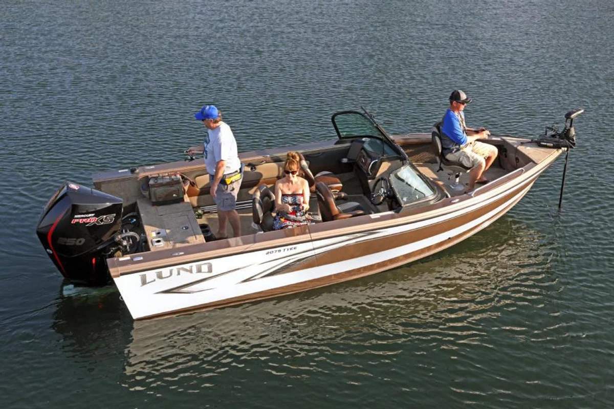2075 Tyee Boat Specs