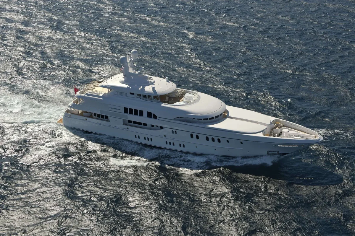 Lurssen Yachts Bella Vita 2009 boat specs