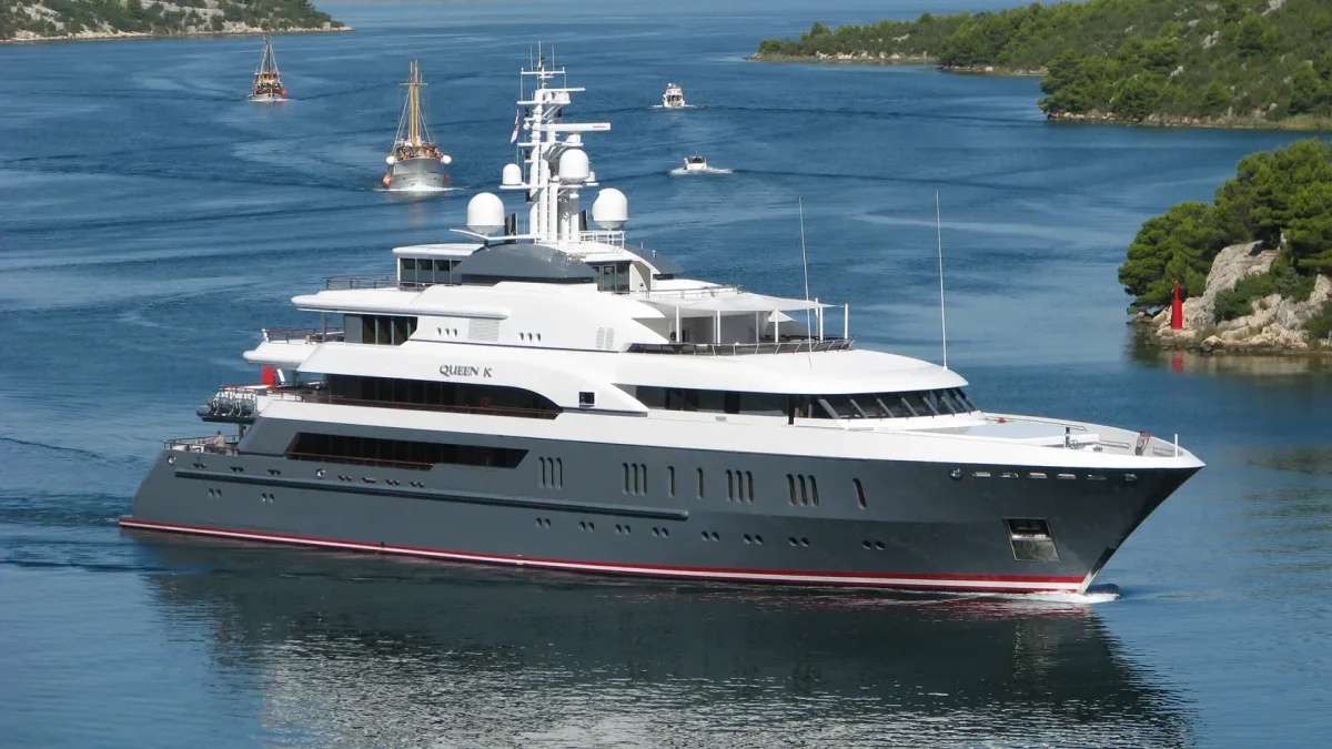 Lurssen Yachts Clio 2004 boat specs