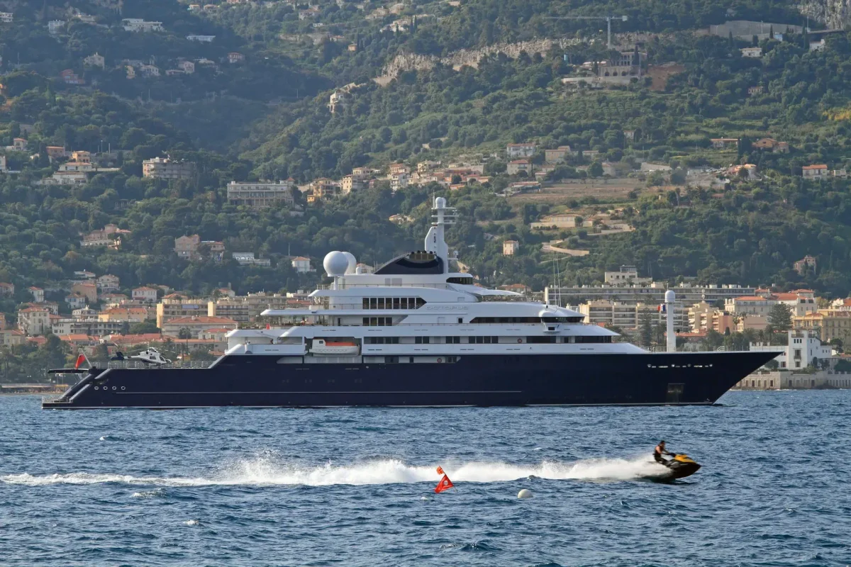 Lurssen Yachts Octopus 2003 boat specs
