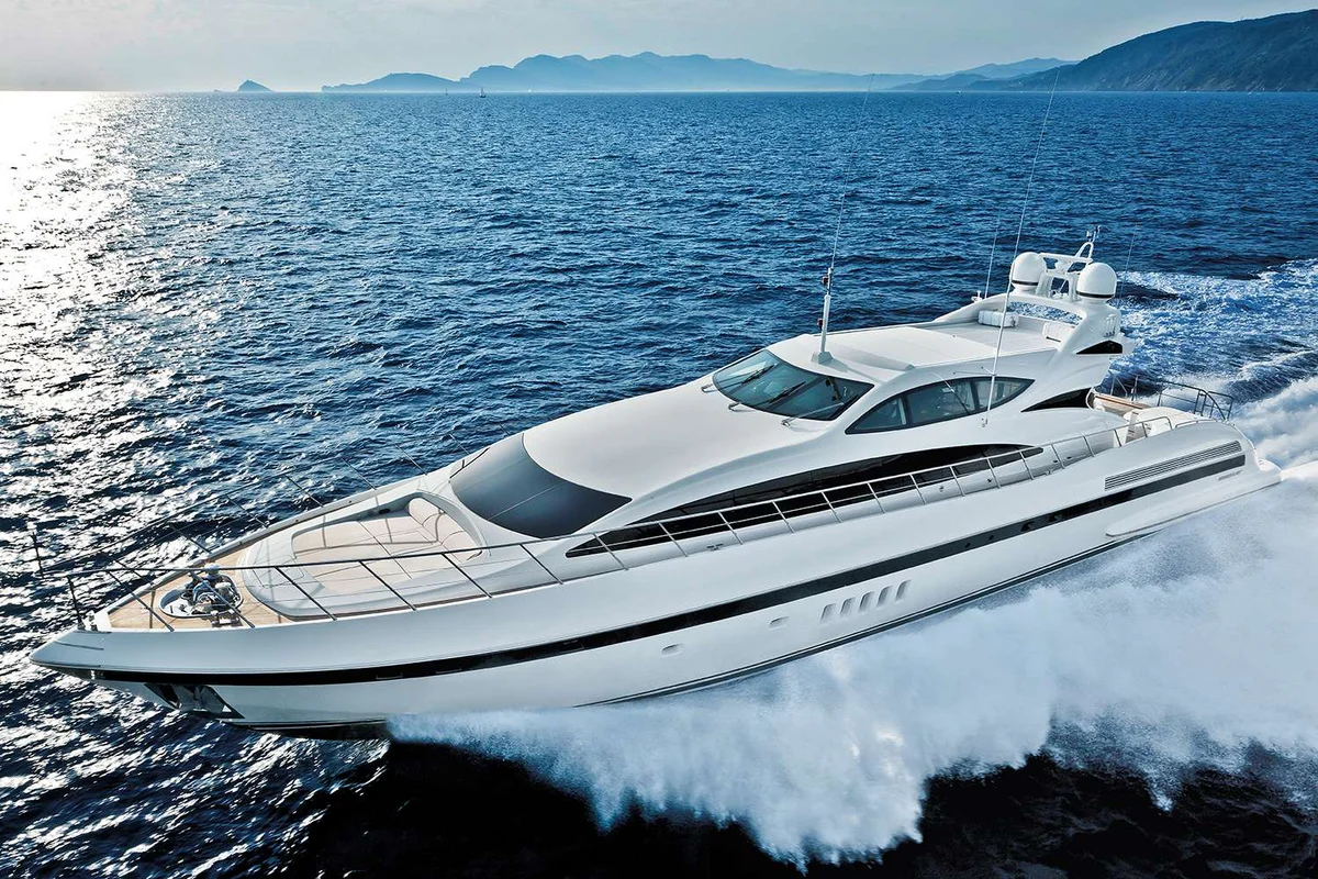 Mangusta Yachts Maxi Open 105 2018 boat specs