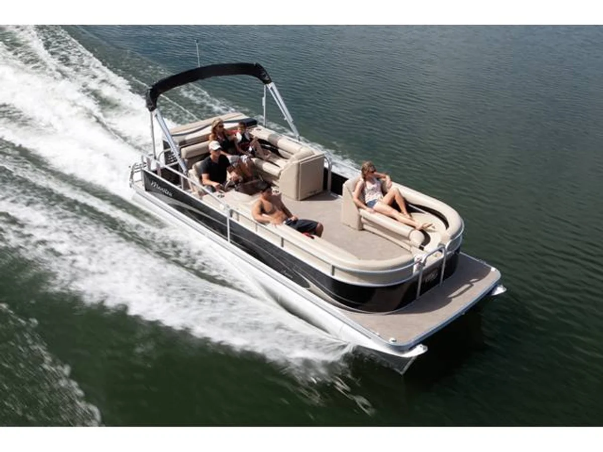 Manitou Pontroon Boats Aurora 2012 boat specs