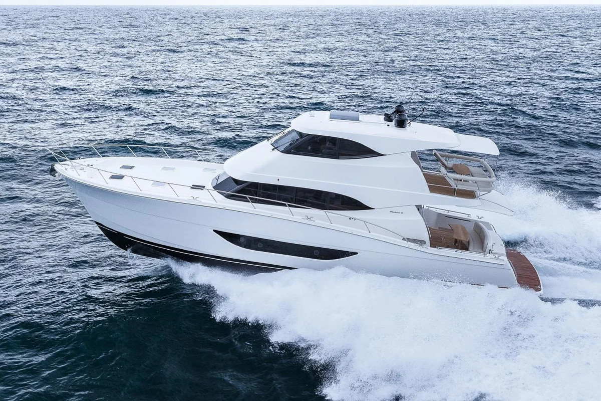 Maritimo M64 2022 boat specs