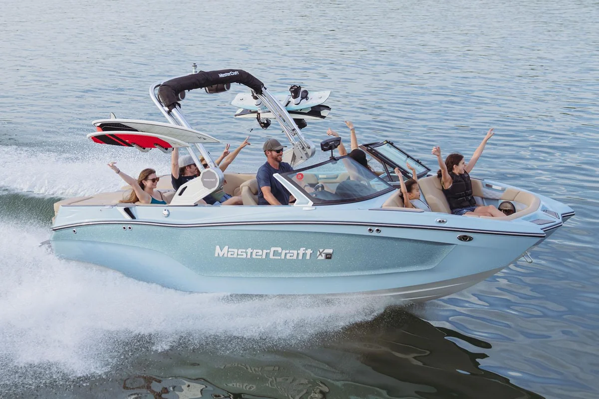 XT20 Boat Specs