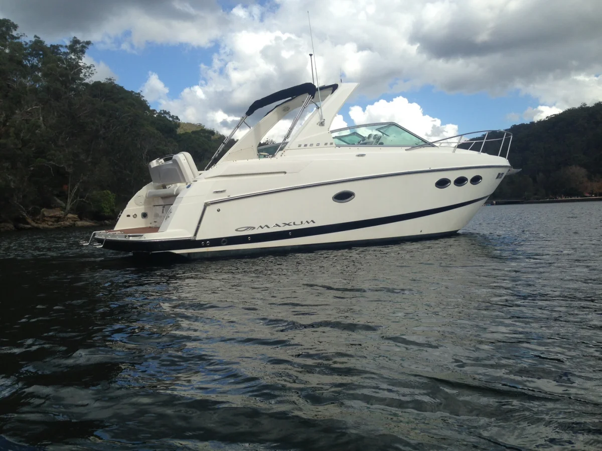 Maxum 2900 SE 2008 boat specs