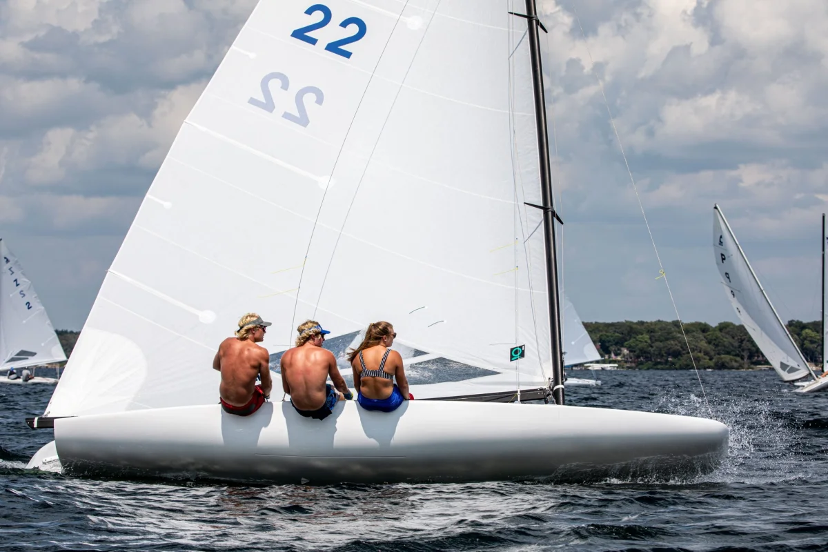Melges Class C Scow 2003 boat specs