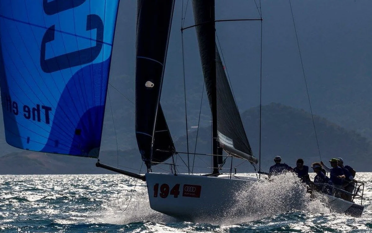 Melges Melges 32 2005 boat specs