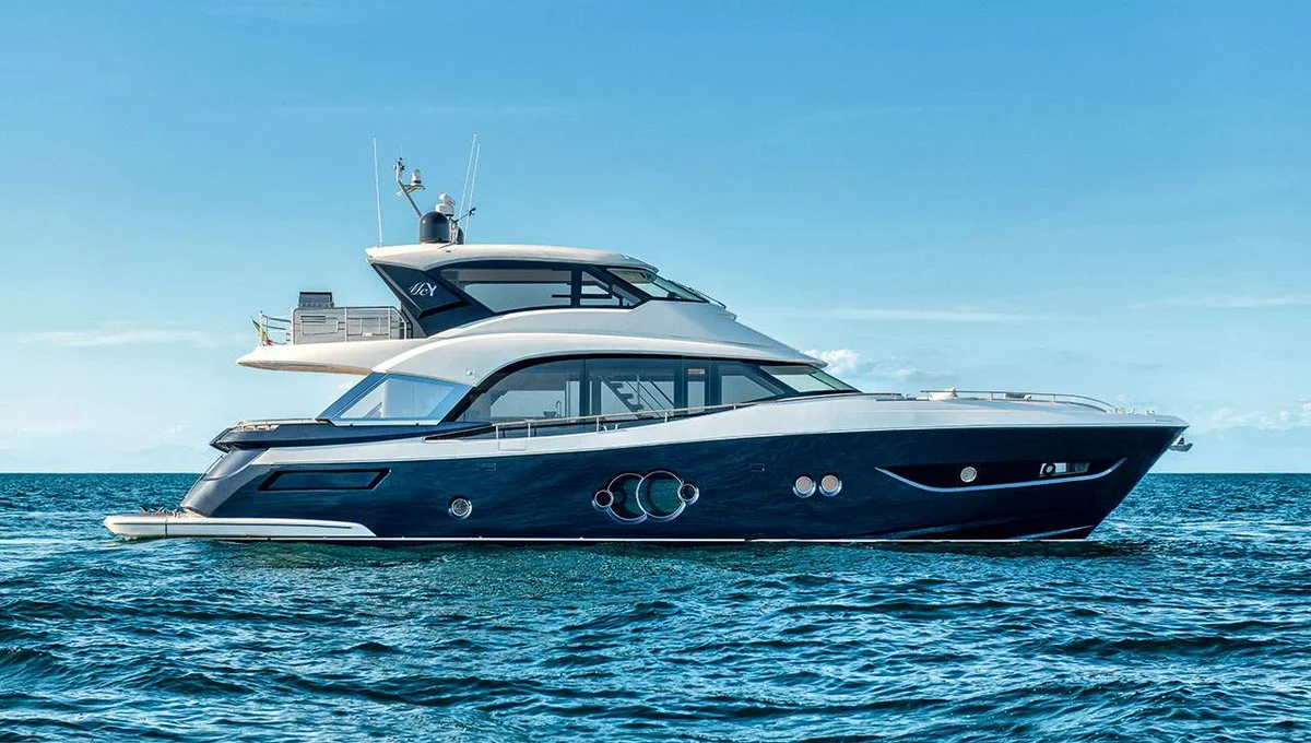 Monte Carlo Yachts MCY 76 Skylounge 2020 boat specs