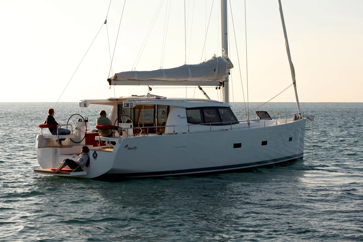 Moody Yachts Decksaloon 45 Deep/Shoal draft 2008 boat specs
