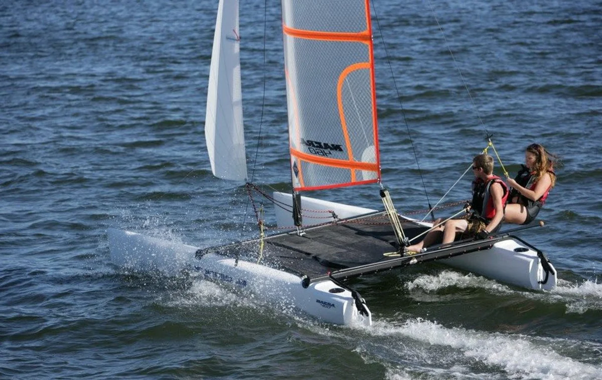 Nacra 460 Fun Boat Specs